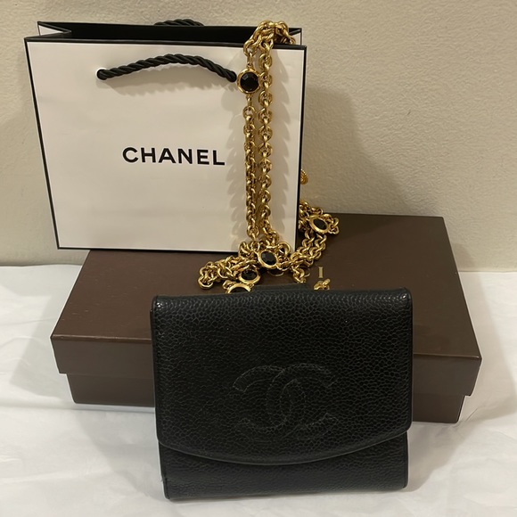 CHANEL Handbags - Sold‼️🖤CHANEL Compact Wallet in Caviar Leather🖤